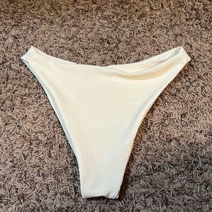 Skatie Suzanne bottoms